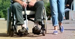 Barrierefrei Urlaub erleben: Reisen für Behinderte, z. B. im Rollstuhl